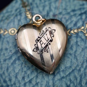 Vintage Gold Heart Locket Necklace, Engraved Photo Locket Necklace, Romantic Valentines Day Gift