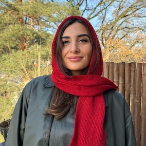 Sophie Hood halsduk med huva, balaklava, röd