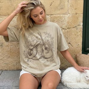 Countrymusik-T-shirt, western-outfit-T-shirt, konsertkväll-T-shirt, cowboystöveltopp, resa till Nashville-present bild 5