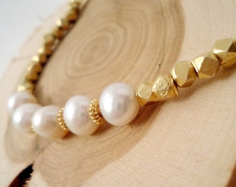 Pearl Bracelet - June Birthstone - Gold Jewelry - White Freshwater Pearl Gemstone Jewellery - Vermeil - Bride - Wedding B-70