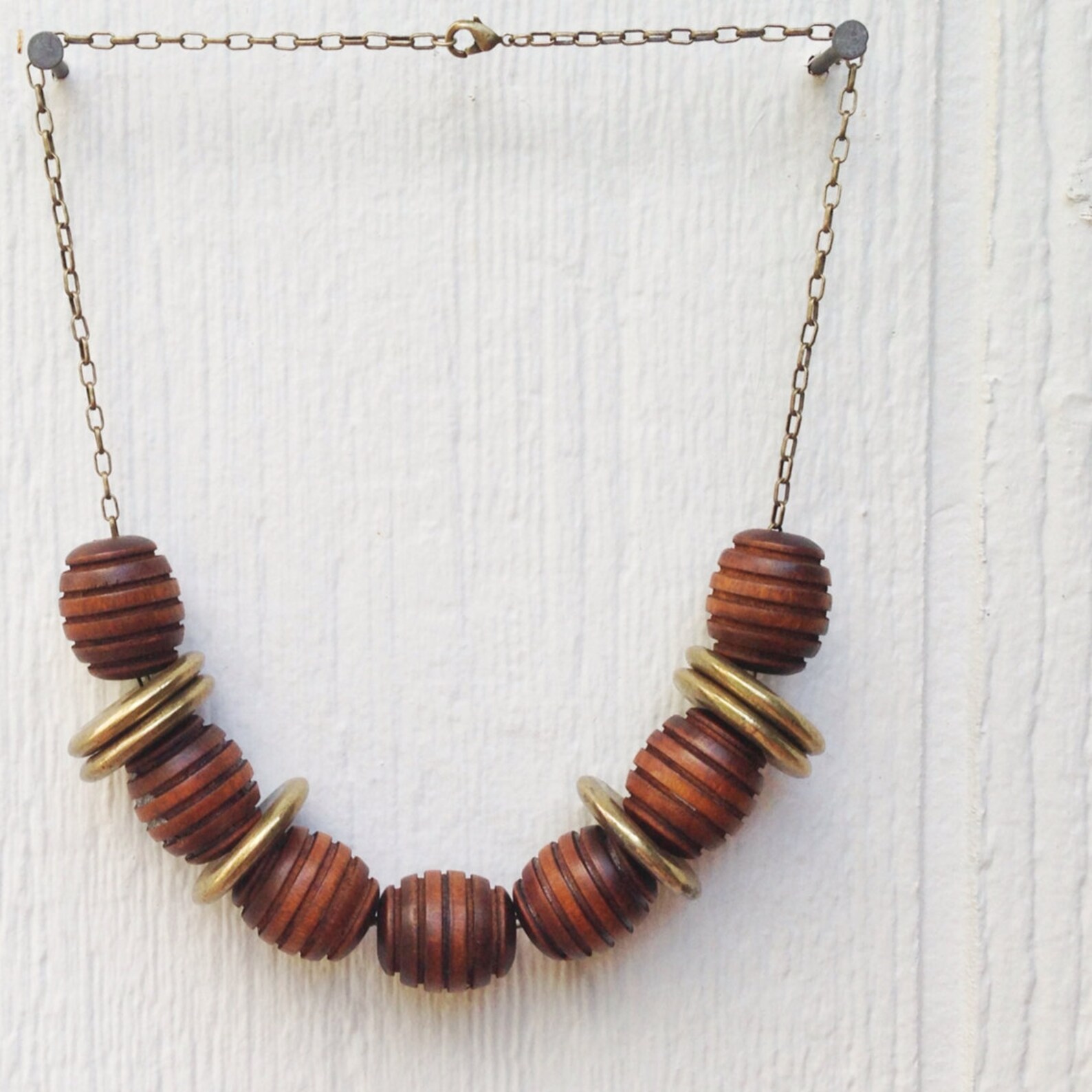 70's Medium Brown Wooden Necklace
