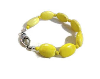 Yellow Bracelet - Howlite Gemstone Jewelry - Silver Jewellery - Beaded - Jewelrybycarmal - Fashion - Trendy - Handmade - Gift