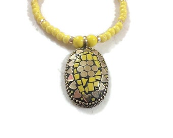 Yellow Necklace - Howlite Gemstone Jewelry - Gold Jewellery - Pendant - Long - Fashion