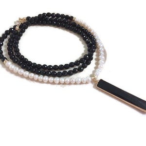 Black Onyx Necklace - White Pearl Gemstone Jewelry - Beaded - Gold Jewellery - Pendant - Long