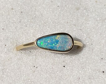 Boulder opal and solid 18k gold ring