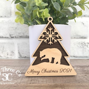 Adorno de árbol de Navidad de animales del bosque / Ciervo / Oso / Lobo / Alce / Decoración navideña / Personalizado / Adorno navideño / Grabado con láser 2. Bear