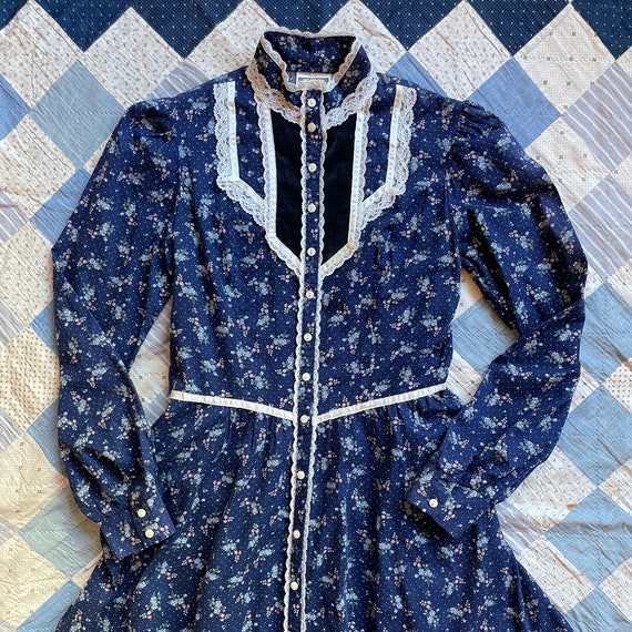 1970’s Gunne Sax by Jessica McClintock Navy Floral Pr… - Gem