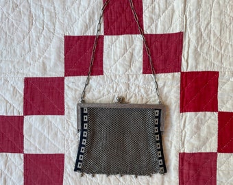 Borsa da sera vintage in maglia di maglia argentata Art Déco degli anni '20