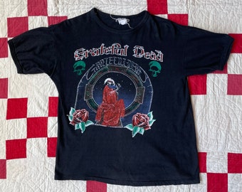 RARE Vintage 1975 Grateful Dead “Blues for Allah” Band Tee - Skull and Roses Screen Printed Black Graphic T-Shirt