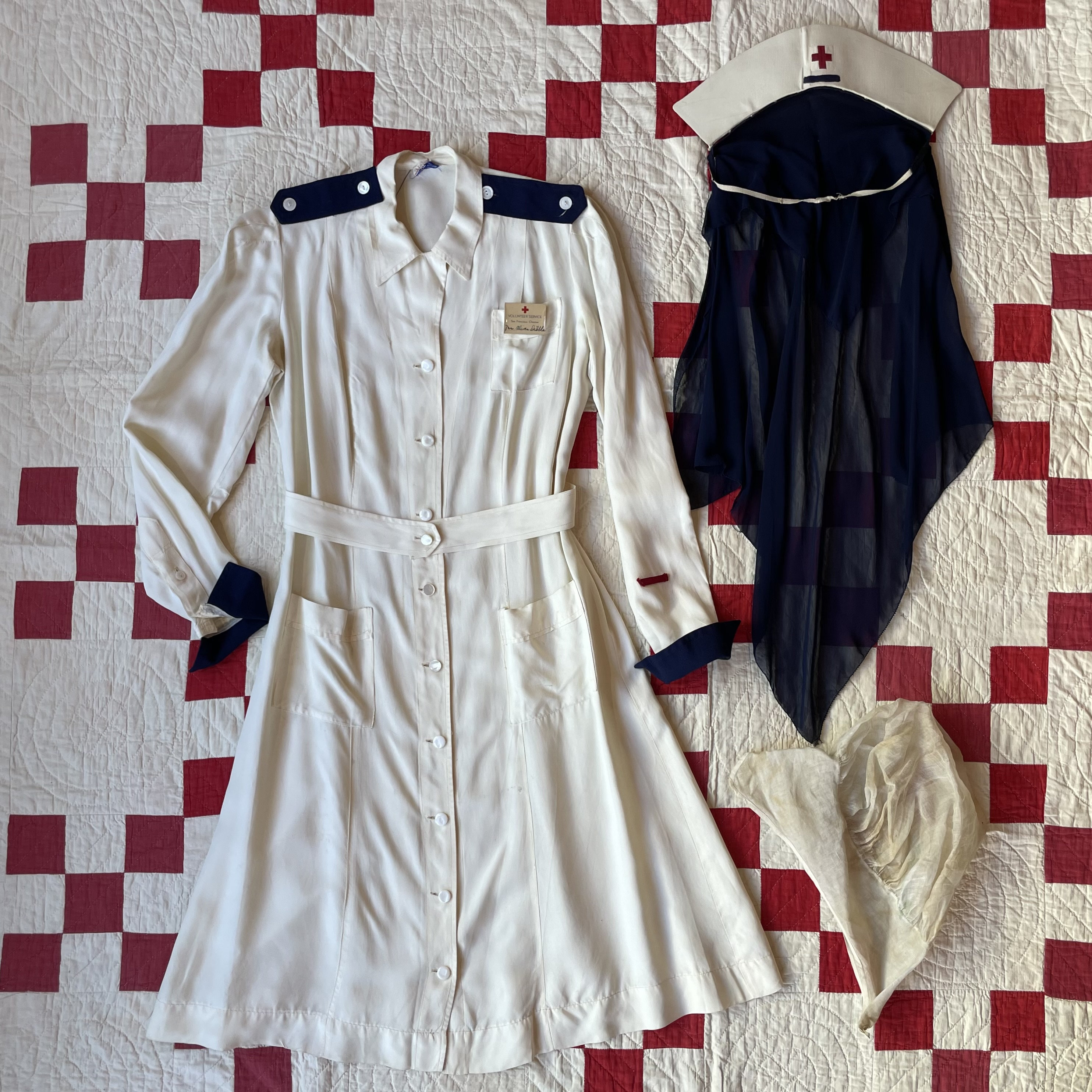RARE Vintage 1940s WWII Volunteer Nurse Uniform - 4 Piece Rayon Dress Set  Complete With Original Veiled Nurse's Cap & Name Tag - Etsy