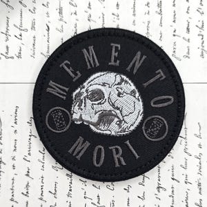Patch bordado com caveira Memento Mori - Patch militar tático - Exército - Filosofia Estoica