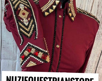 Camisa vaquera granate, ropa de arena adornada con lentejuelas doradas y negras