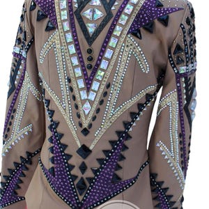 May include: A distressed wooden sign displaying the word "Welcome" in white lettering. The sign has a rustic appearance, ideal for a front door or hallway, and is designed with a simple, welcoming aesthetic.