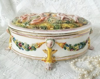 Capodimonte oval box, Italian Ardalt vintage porcelain box, large trinket box, collectible curio box, hand painted figural box