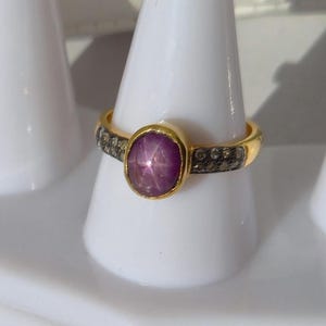 Anillo de rubí estrella hecho a mano - Plata de ley 925, relleno de oro amarillo