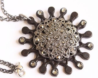 Dark Brown Celestial Starburst/Sun Ornate Victorian Edwardian Silver Swarovski Crystal Bling Brooch Necklace