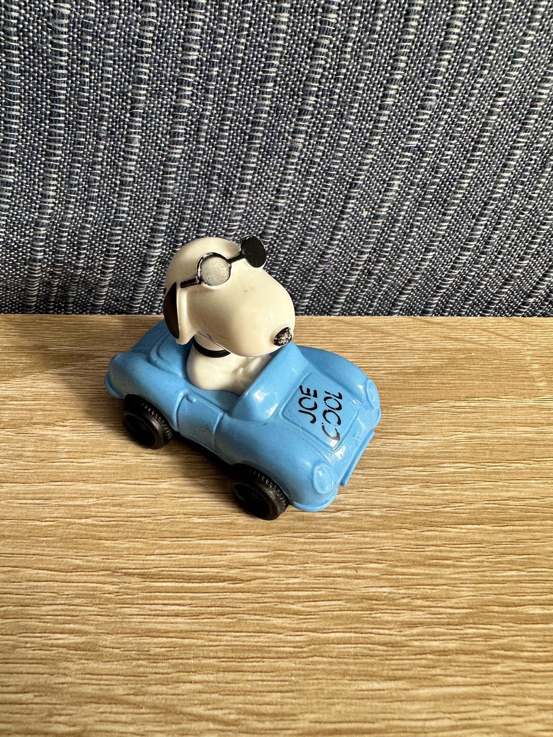 Joe Cool Snoopy Figure - Etsy