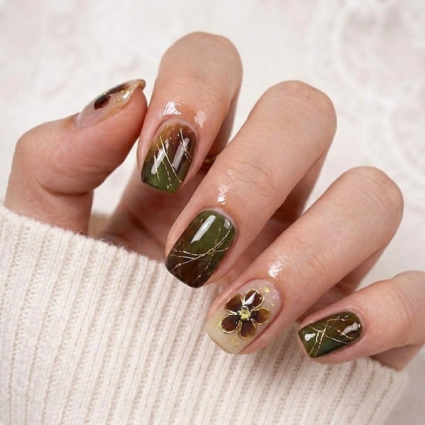 Olive Green Press on Nails, Brown Amber Nails, Flower Nail Art, Gold Line Design, Short Square Glue on Nails, Luxury Autumn Fall Aesthetic