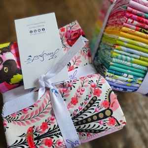 Besties Fat Quarter Bundle Precuts - Tula Pink - Free Spirit Fabrics
