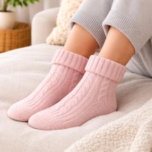 Knitted Cable Socks Pattern, Beginner Ankle Socks (PDF Download)