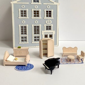 Furniture-Set for Patrician Residence or other Micro-Dollhouses. 1/144 scale DIY-Kit.
