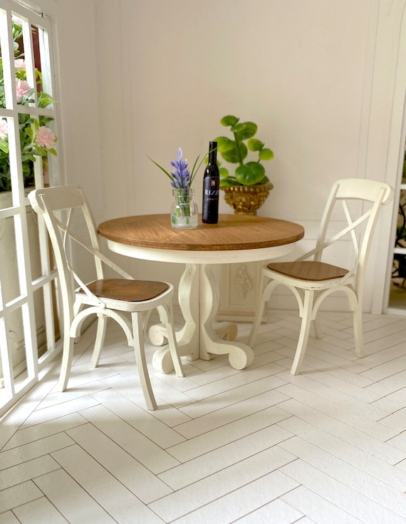 Bentwood Chair, Bistro Table Vienna Café Style – 1-12 Scale – DIY
