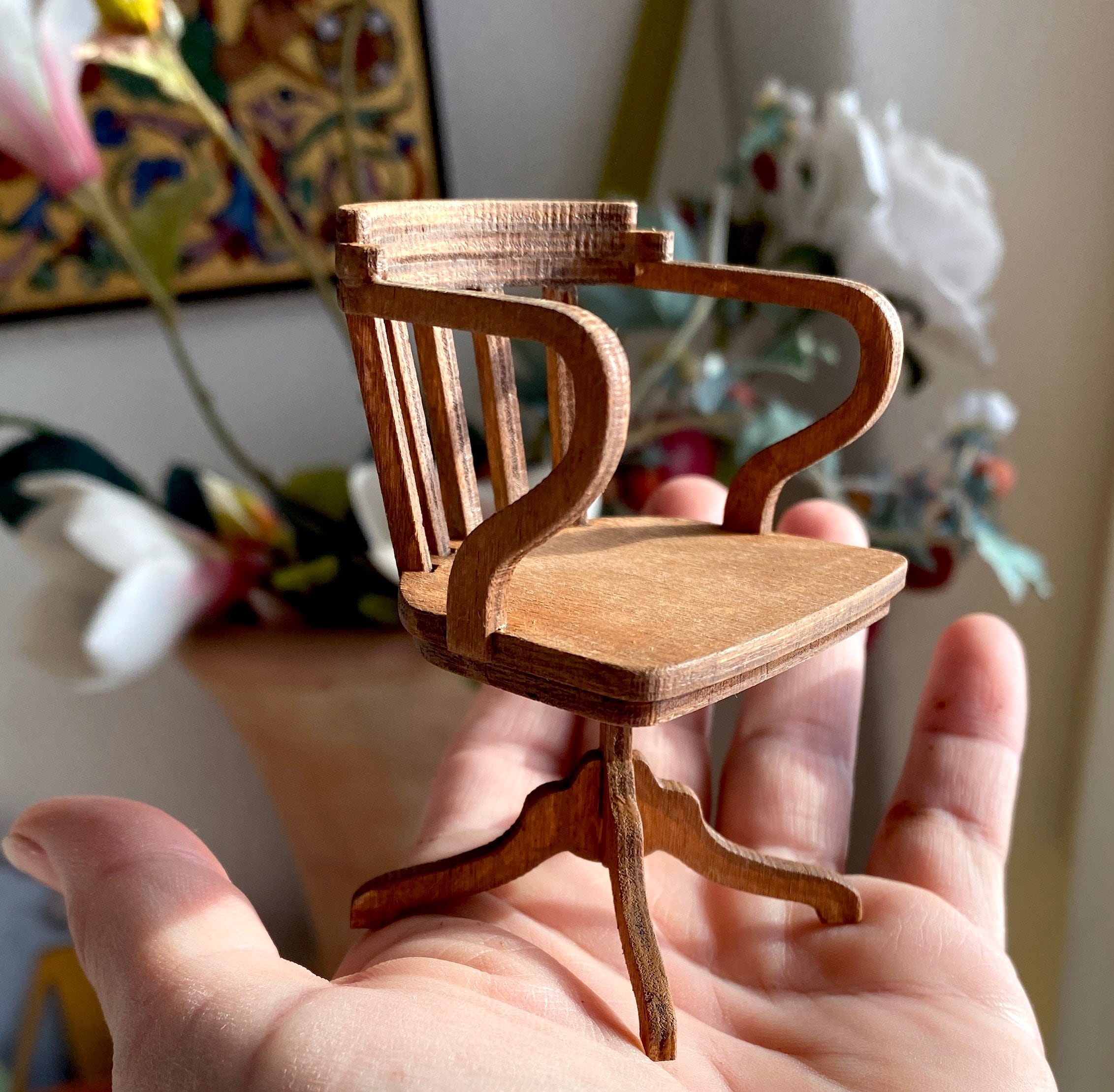 1:12 Scale Dollhouse Miniature Walnut Swivel Desk Chair - Classic Furniture