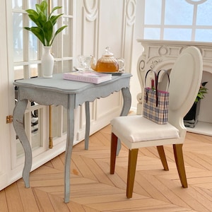 Chaise de salle à manger rembourrée - KIT de bricolage miniature à l'échelle 1-6ème