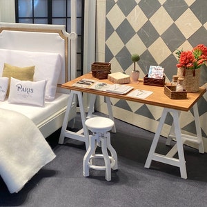 Little Stool – a 1/6 scale DIY-KIT - Dollhouse Miniature DIY