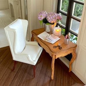 Damesbureau/tafel – miniatuur DIY KIT, schaal 1-12