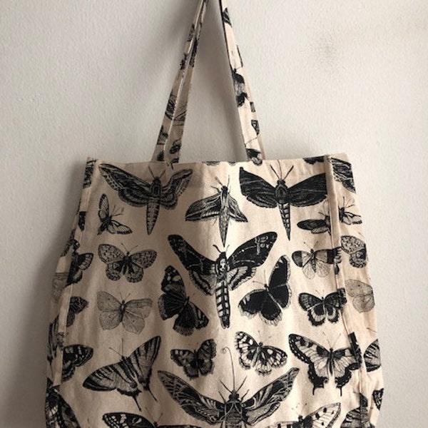 Butterfly Basket Tote Bag, Butterfly Pattern Print, Beach Grocery Go Green Canvas, Made to Order