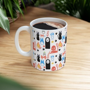 Tazza in ceramica Studio Ghibli ispirata a Totoro e Kiki, 11 oz 15 oz immagine 1