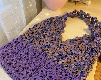Hand-Crocheted Raffia Shopper Bag, Boho Style, Floral Motifs, Versatile Tote
