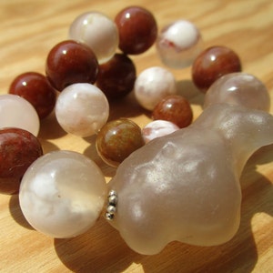 Gobi Agate brown Jadeite Sakura Agate Bracelet