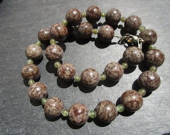 brown Snowflake Obsidian green Apatite Necklace: passing through the fear