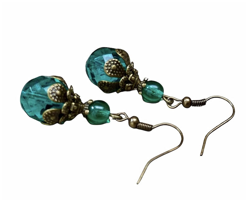 Vintage earrings with Czech glass beads petrol green, emerald, fir green & bronze image 6