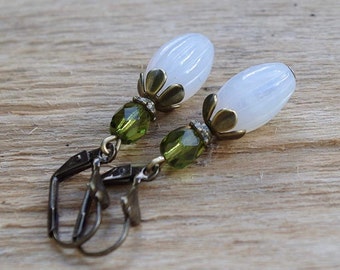 Vintage earrings with Bohemian olives glass beads - white opal olive green & bronze