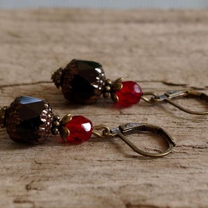 Vintage earrings with Bohemian glass beads black, opaque, red, dark red & bronze image 1