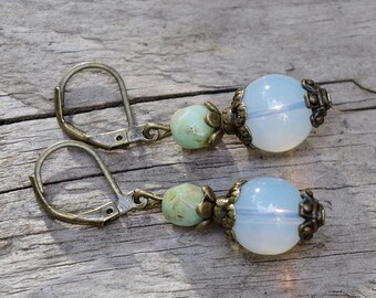 Vintage earrings with Bohemian glass beads - White-Opal, khaki mint green & Bronze