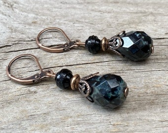 Vintage earrings with Bohemian teardrop glass beads - black travertine & copper
