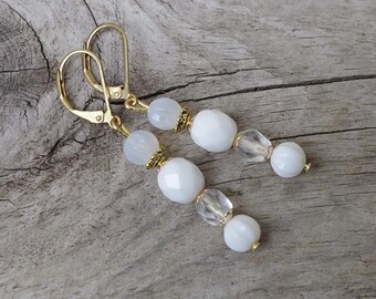 Vintage earrings with Bohemian glass beads - white, clear matt, white, antique gold & brass - bridal earrings, bride, bridal jewelry