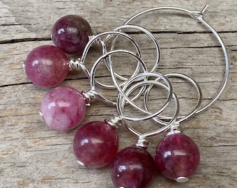 6 stitch markers with natural quartz - stitch counter - wine red berry olive silver - semi-precious stones - knitting aid stitch marker beads