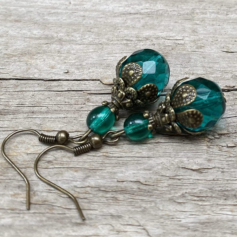 Vintage earrings with Czech glass beads petrol green, emerald, fir green & bronze image 2