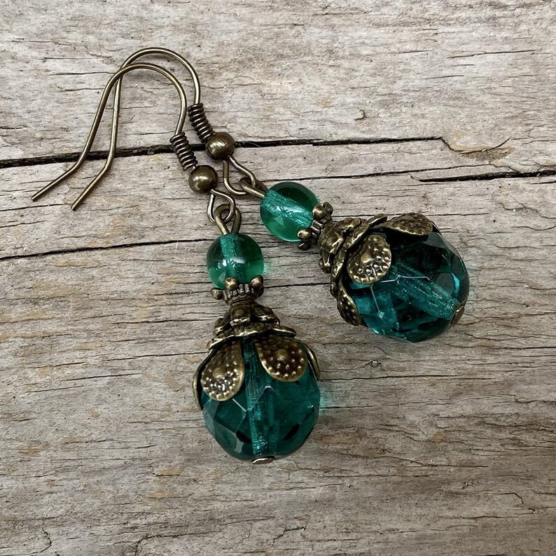 Vintage earrings with Czech glass beads petrol green, emerald, fir green & bronze image 5