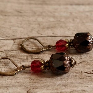 Vintage earrings with Bohemian glass beads black, opaque, red, dark red & bronze image 2