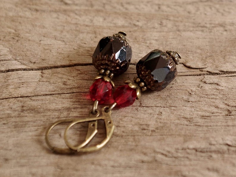 Vintage earrings with Bohemian glass beads black, opaque, red, dark red & bronze image 4