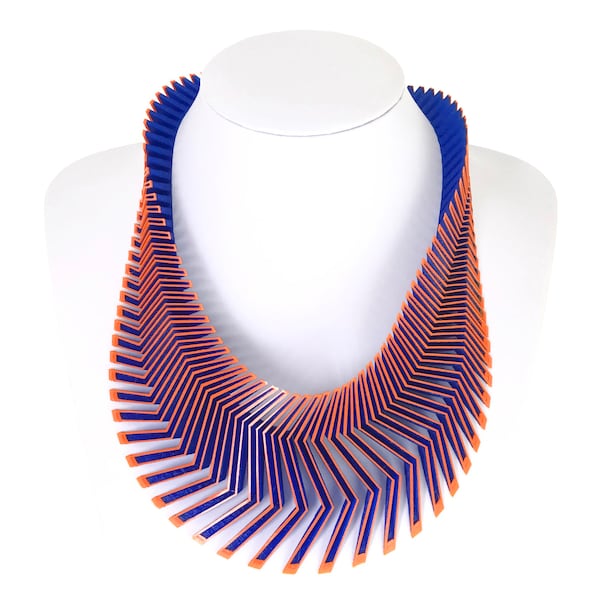 Collier imprimé 3D ZÈBRE (orange sur bleu)