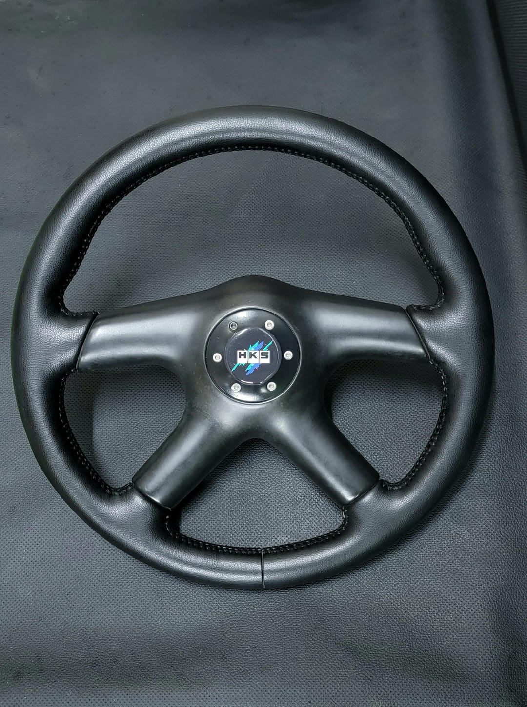 MOMO ステアリングホイール 4スポーク ヴィンテージ HKS MOMO 4スポークステアリングホイール 14インチ 36 cm