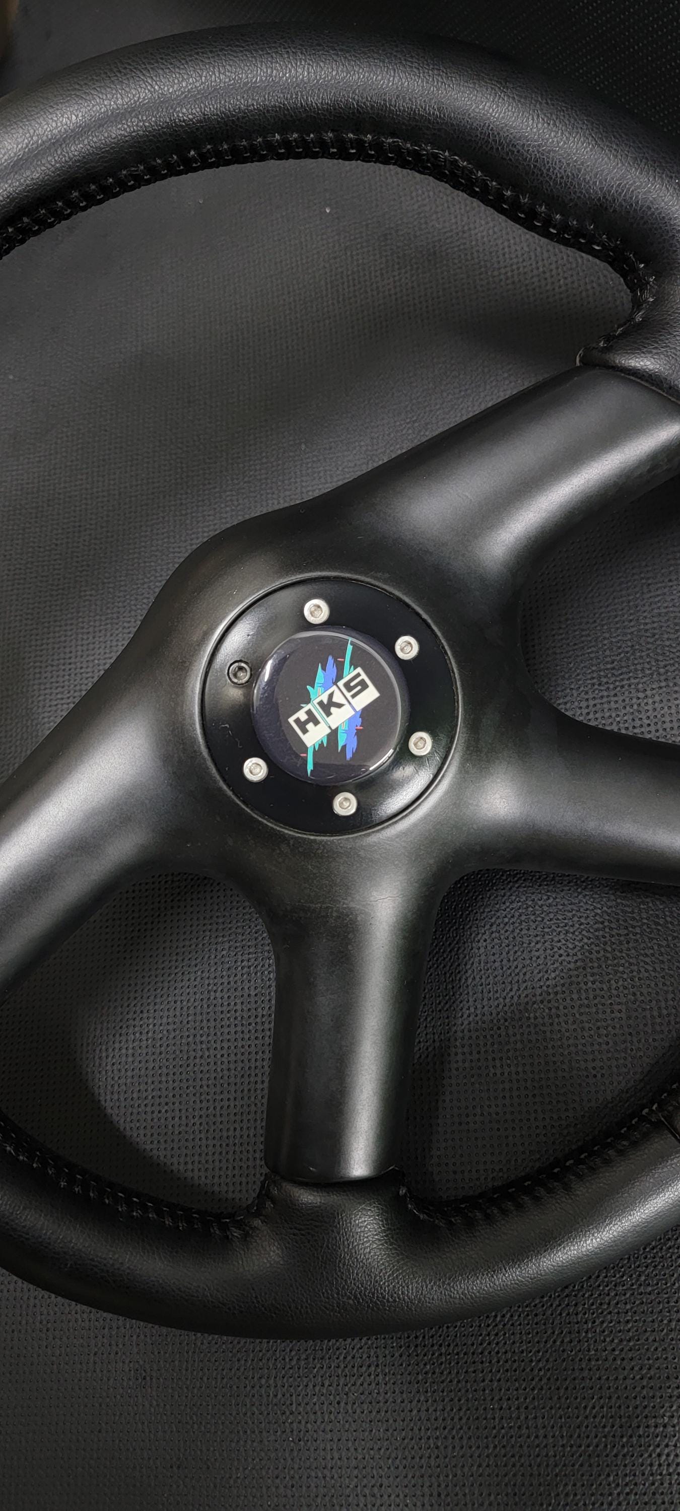 ヴィンテージ HKS MOMO 4スポークステアリングホイール 14インチ 36 cm