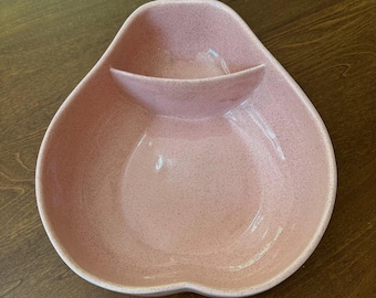 Vintage MCM Pfaltzgraff Pottery Pink Speckled Divided Pear Shaped Bowl 1950s